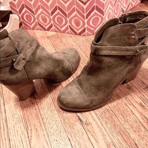 Taupe Harlo Booties